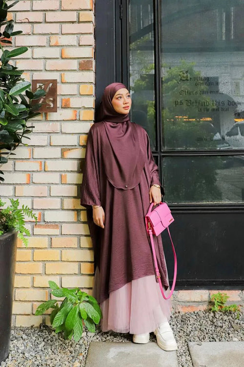 Abaya Élégante – Style Chic & Fluide