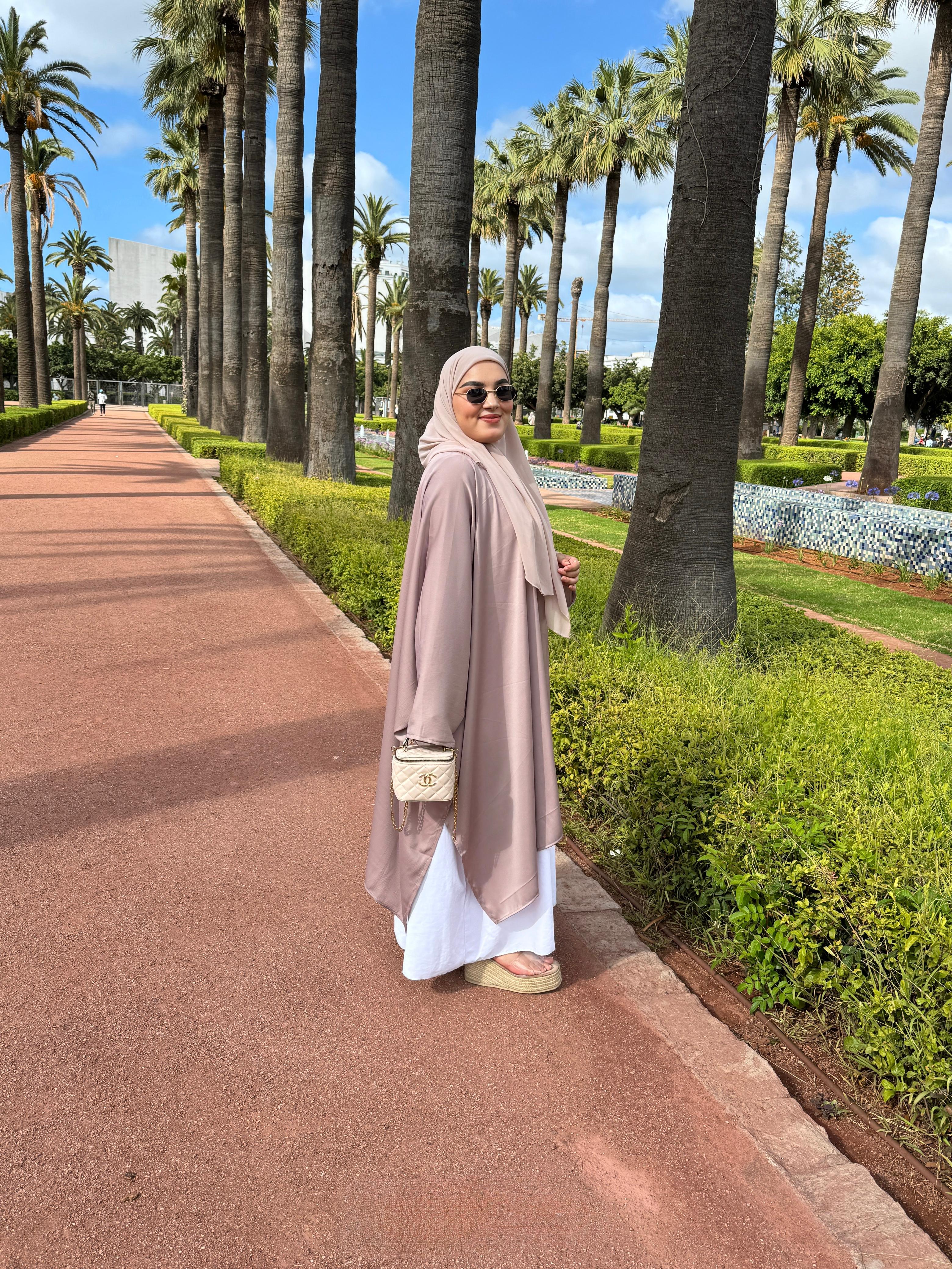 Cape Farasha + Foulard Offert – Élégance &amp; Confort Absolu